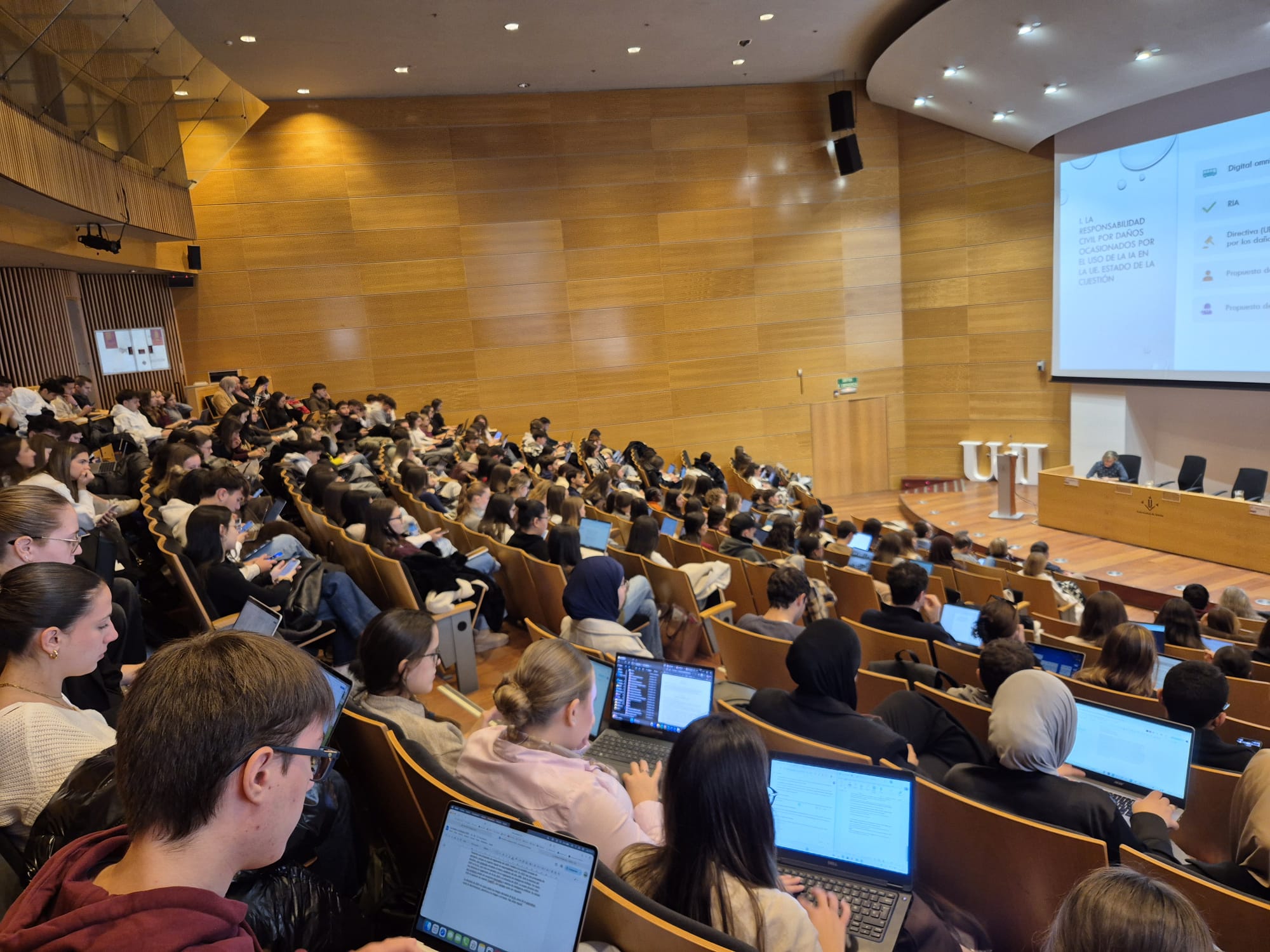 Imagen de WhatsApp 2025-12-03 a las 16.10.09_2ff1f77c